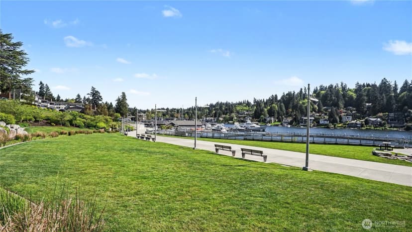 Property photo for 10101 Se 3rd Street #202, Bellevue photo 32