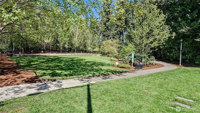 Property photo for 10101 Se 3rd Street #202, Bellevue photo 27