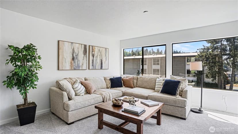 Property photo for 10101 Se 3rd Street #202, Bellevue photo 5