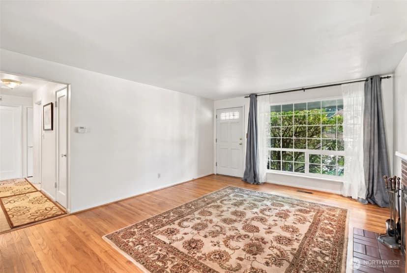 Property photo for 11735 35th Avenue Nw, Seattle photo 5