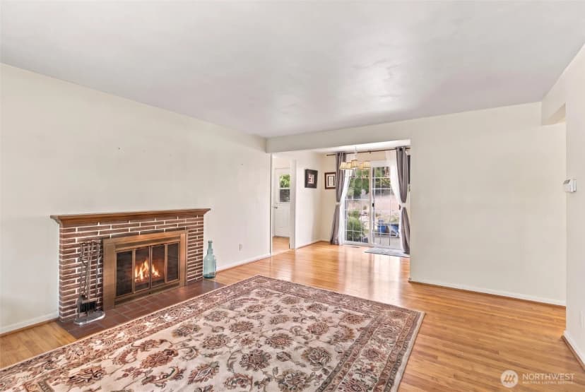 Property photo for 11735 35th Avenue Nw, Seattle photo 6