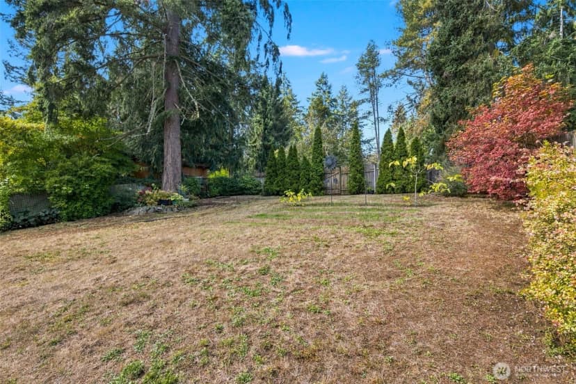 Property photo for 11735 35th Avenue Nw, Seattle photo 18