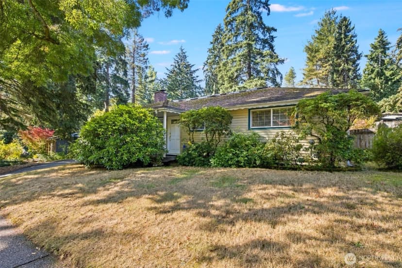 Property photo for 11735 35th Avenue Nw, Seattle photo 2