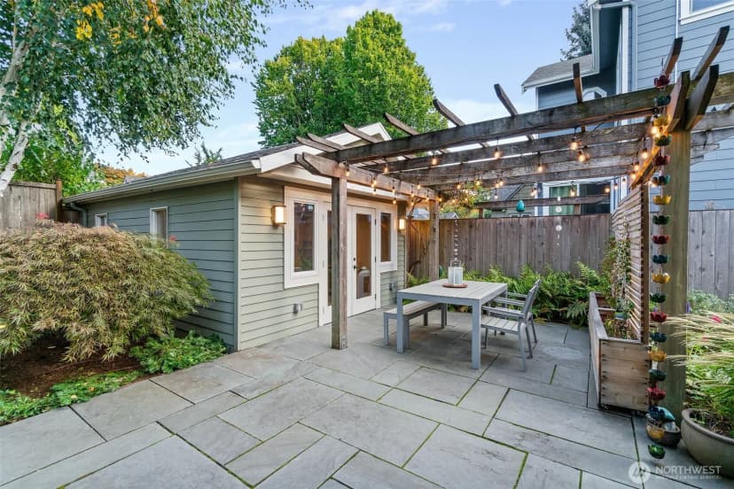 Property photo for 6516 31st Avenue Ne, Seattle photo 26