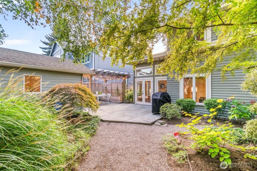 Property photo for 6516 31st Avenue Ne, Seattle photo 29