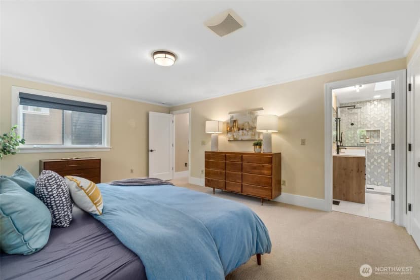 Property photo for 6516 31st Avenue Ne, Seattle photo 15