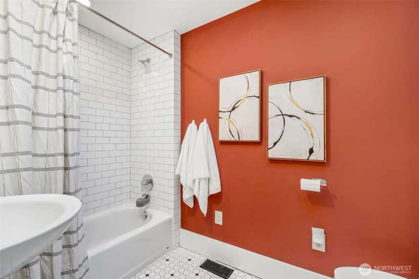 Property photo for 6516 31st Avenue Ne, Seattle photo 20