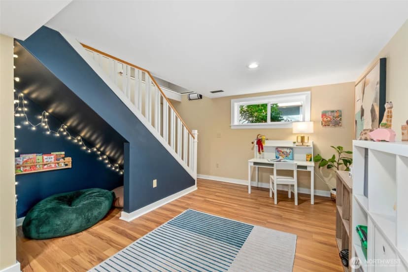 Property photo for 6516 31st Avenue Ne, Seattle photo 22
