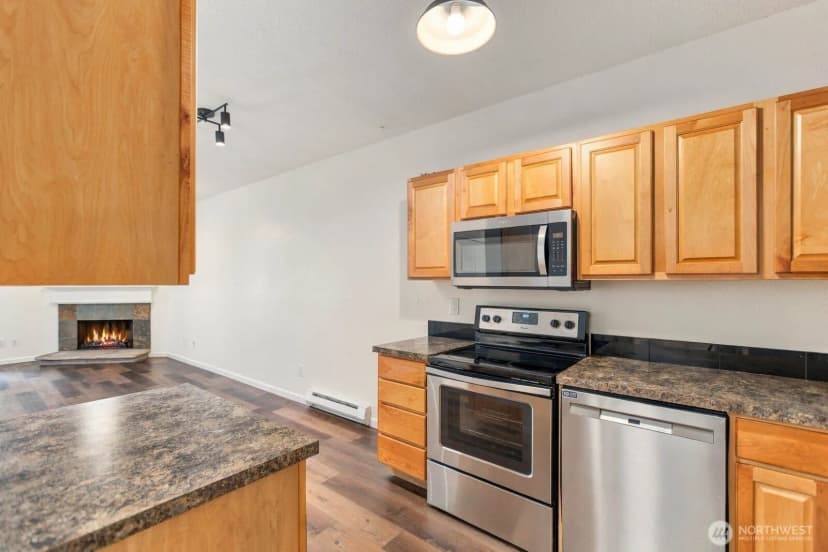 Property photo for 14475 Ne 40th St #e202, Bellevue photo 13