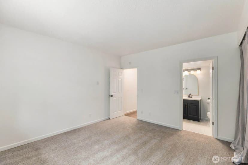 Property photo for 14475 Ne 40th St #e202, Bellevue photo 18