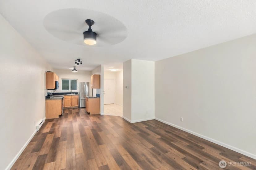 Property photo for 14475 Ne 40th St #e202, Bellevue photo 10