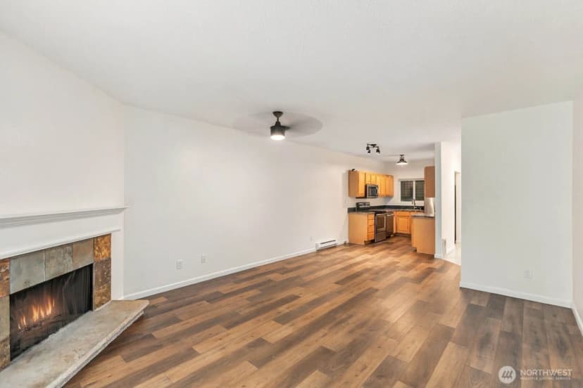 Property photo for 14475 Ne 40th St #e202, Bellevue photo 9