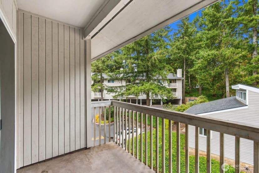 Property photo for 14475 Ne 40th St #e202, Bellevue photo 22