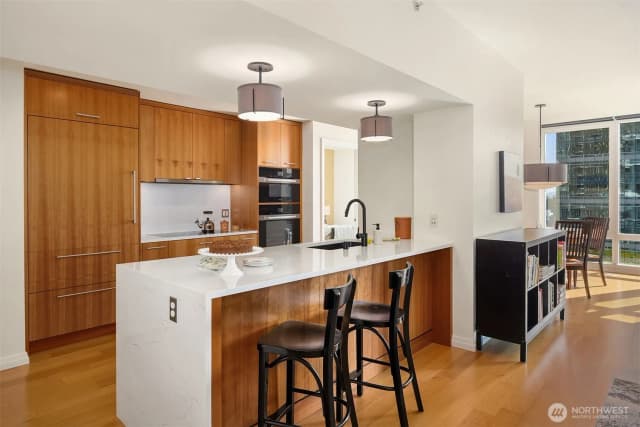 Property photo for 500 106th Avenue Ne #1313, Bellevue photo 5