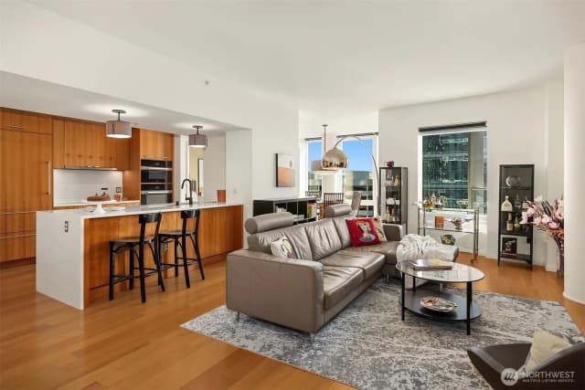 Property photo for 500 106th Avenue Ne #1313, Bellevue