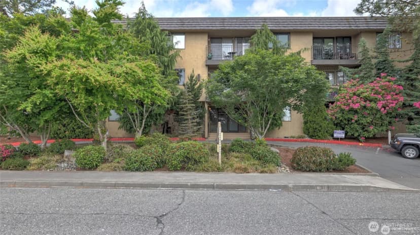 Property photo for 750 N 143rd Street #302, Seattle photo 26