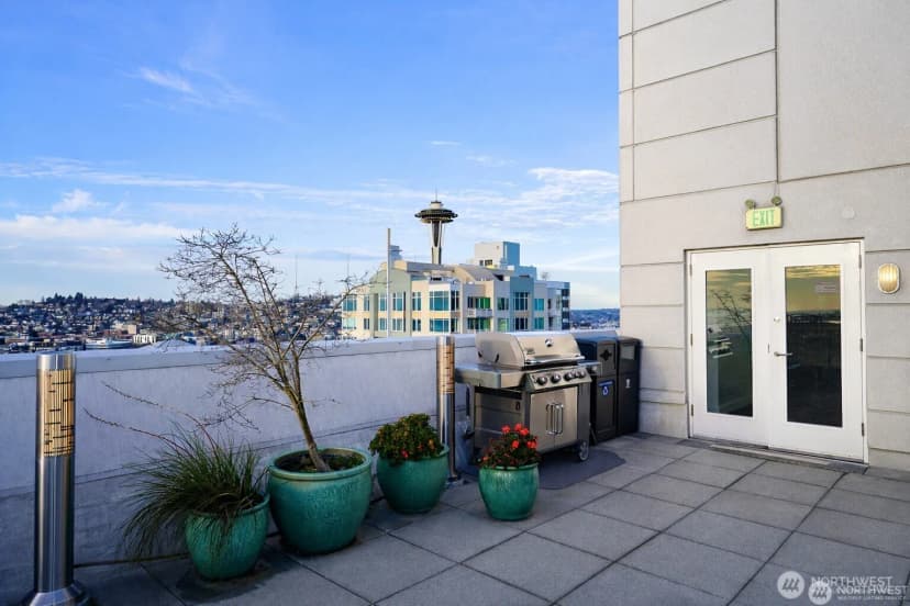 Property photo for 121 Vine Street #1702, Seattle photo 30