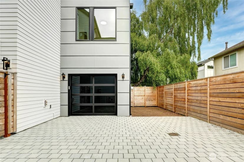 Property photo for 8750 13th Avenue Nw #c, Seattle photo 3