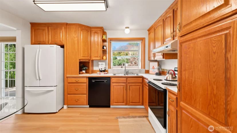 Property photo for 15914 Se 176th Place, Renton photo 7
