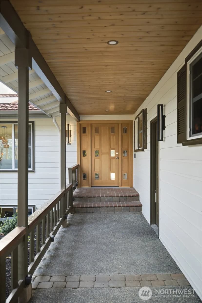 Property photo for 13750 Se 23rd Lane, Bellevue photo 3