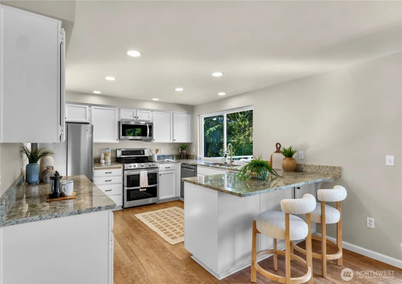 Property photo for 15724 Se 50th Street, Bellevue photo 9