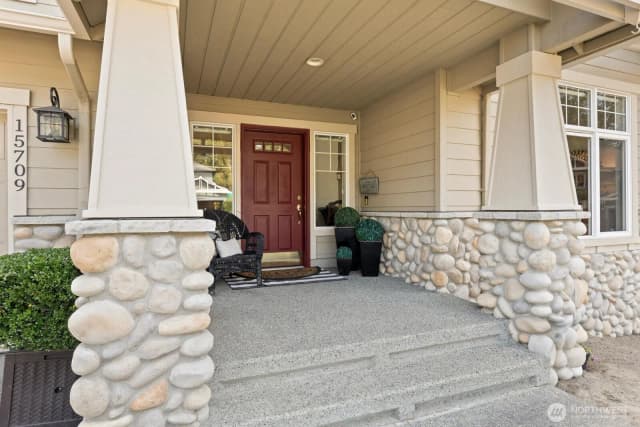 Property photo for 15709 143rd Avenue Se, Renton photo 3