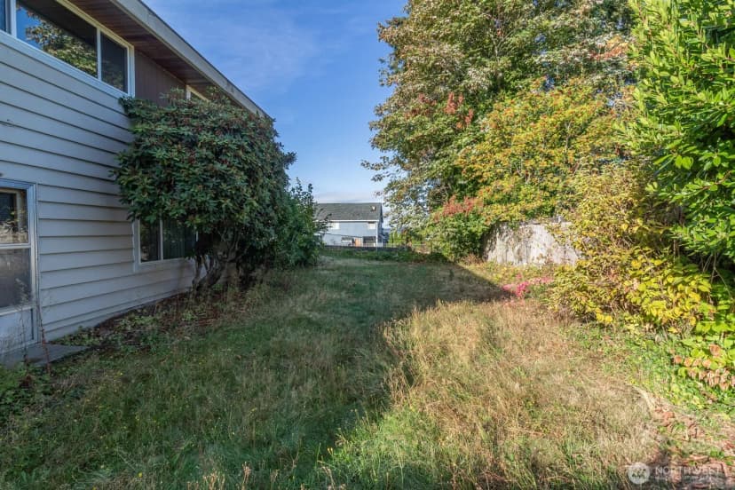 Property photo for 1210 N 33rd Place, Renton photo 10