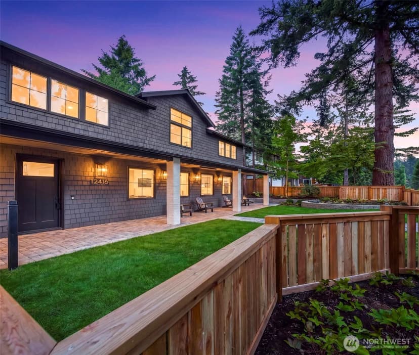 Property photo for 12416 Ne 72nd Street, Kirkland photo 34