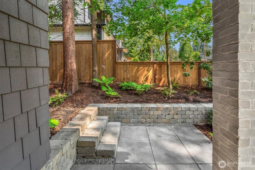 Property photo for 12416 Ne 72nd Street, Kirkland photo 36