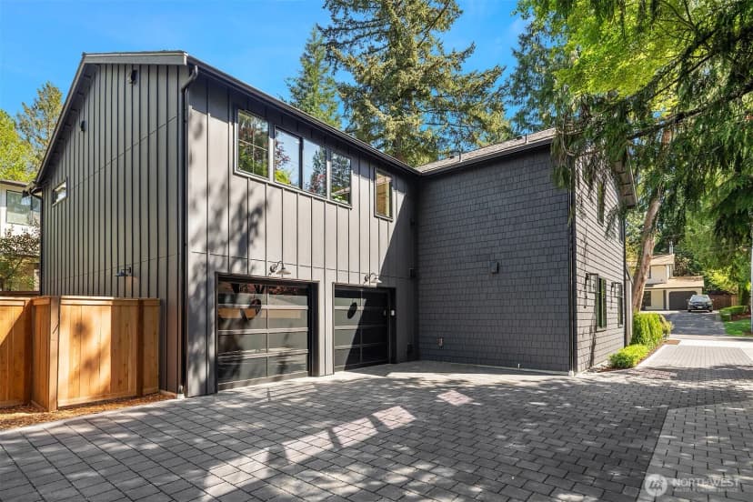 Property photo for 12416 Ne 72nd Street, Kirkland photo 29
