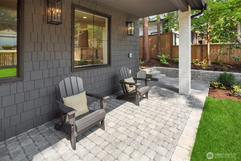 Property photo for 12416 Ne 72nd Street, Kirkland photo 32