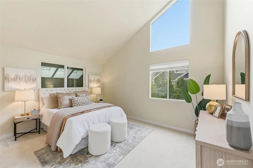 Property photo for 613 Bellevue Way Se, Bellevue photo 13