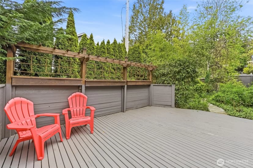 Property photo for 613 Bellevue Way Se, Bellevue photo 27