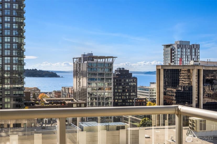 Property photo for 588 Bell Street #1407s, Seattle photo 7