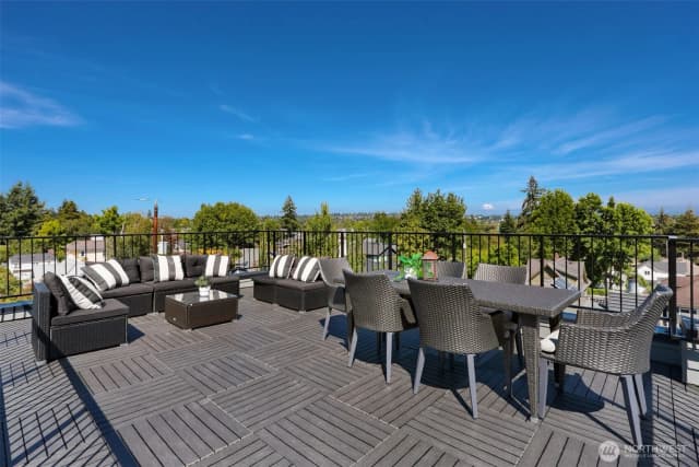 Property photo for 707 B N 65th Street, Seattle