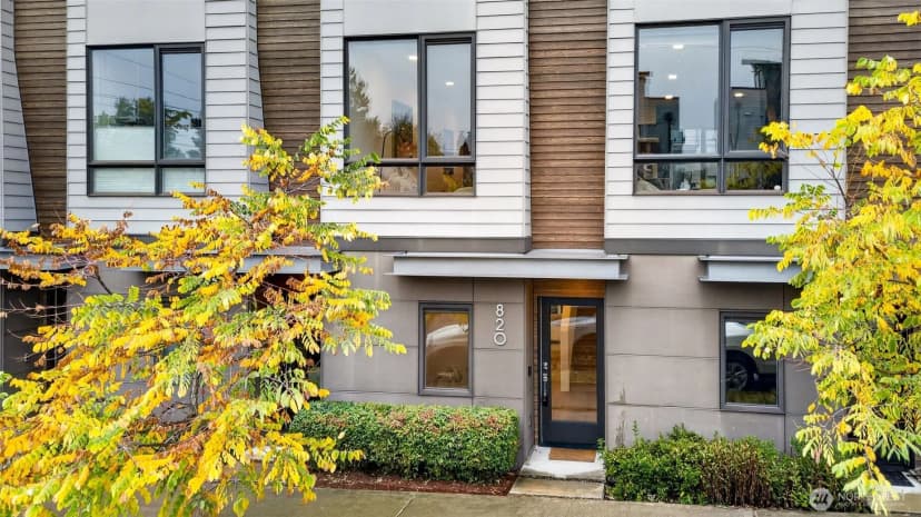 Property photo for 820 Ne 63rd Street, Seattle photo 2