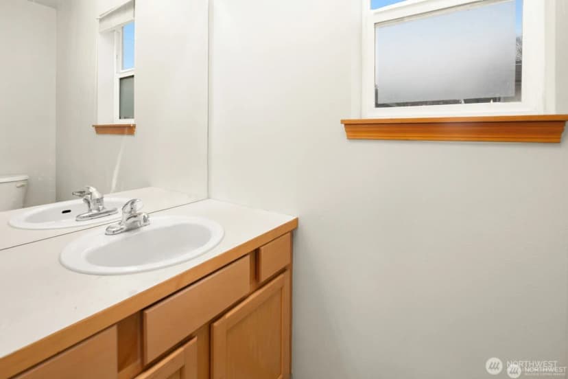 Property photo for 1417 N 97th Street, Seattle photo 20