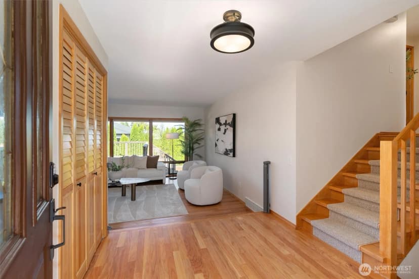 Property photo for 15010 Se 46th Way, Bellevue photo 4