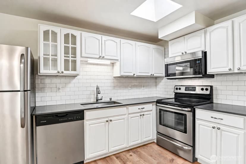 Property photo for 14600 Se 176 Street #n1, Renton photo 4