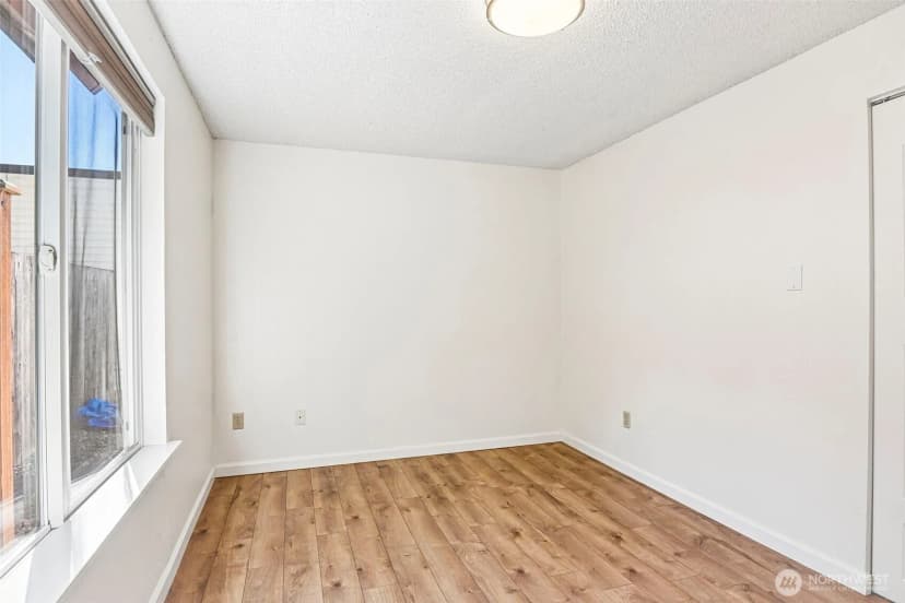 Property photo for 14600 Se 176 Street #n1, Renton photo 13