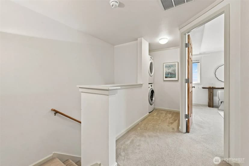 Property photo for 6527 21st Avenue Ne #3, Seattle photo 23