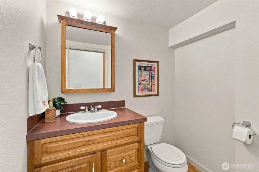 Property photo for 6527 21st Avenue Ne #3, Seattle photo 18