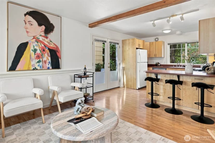 Property photo for 6527 21st Avenue Ne #3, Seattle photo 9