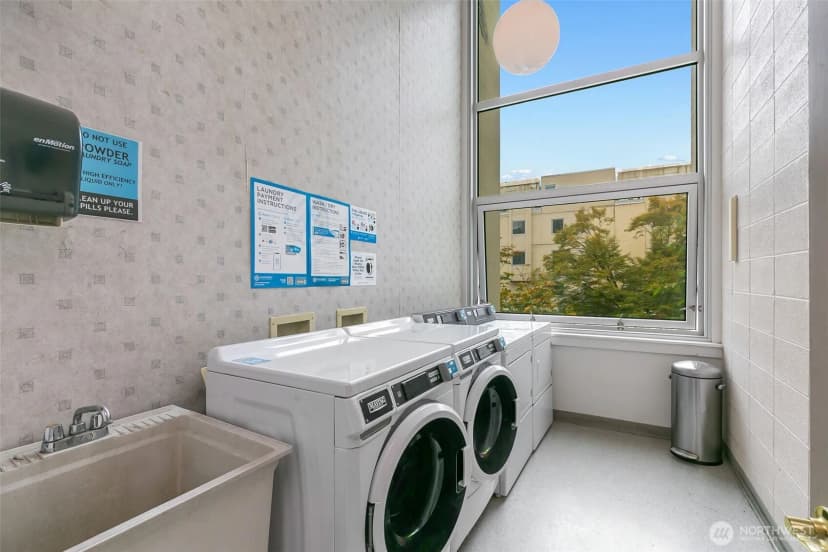 Property photo for 1000 Union St #315, Seattle photo 18
