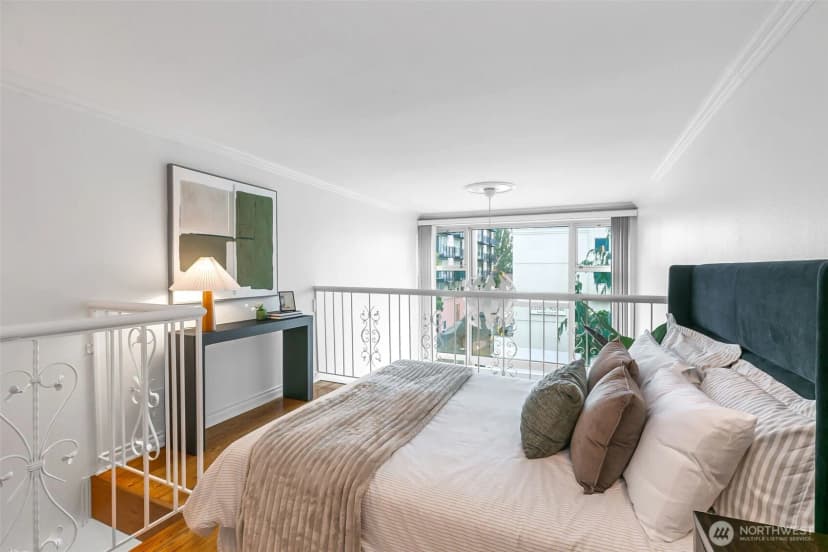 Property photo for 1000 Union St #315, Seattle photo 12