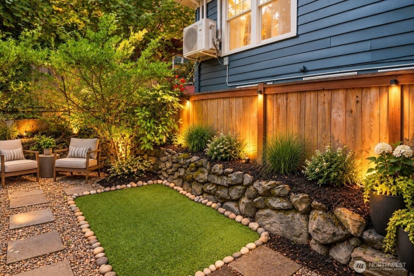 Property photo for 5252 12th Avenue Ne #a, Seattle photo 16