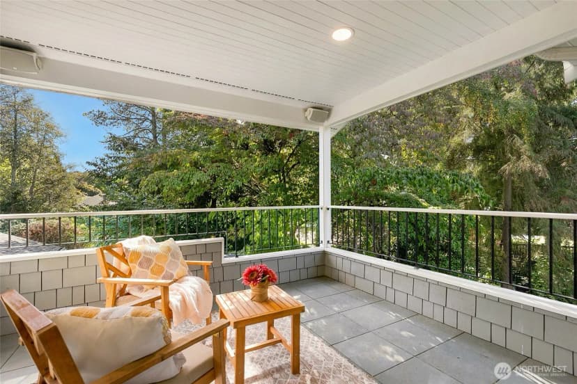 Property photo for 37 Tatoosh Ky, Bellevue photo 22