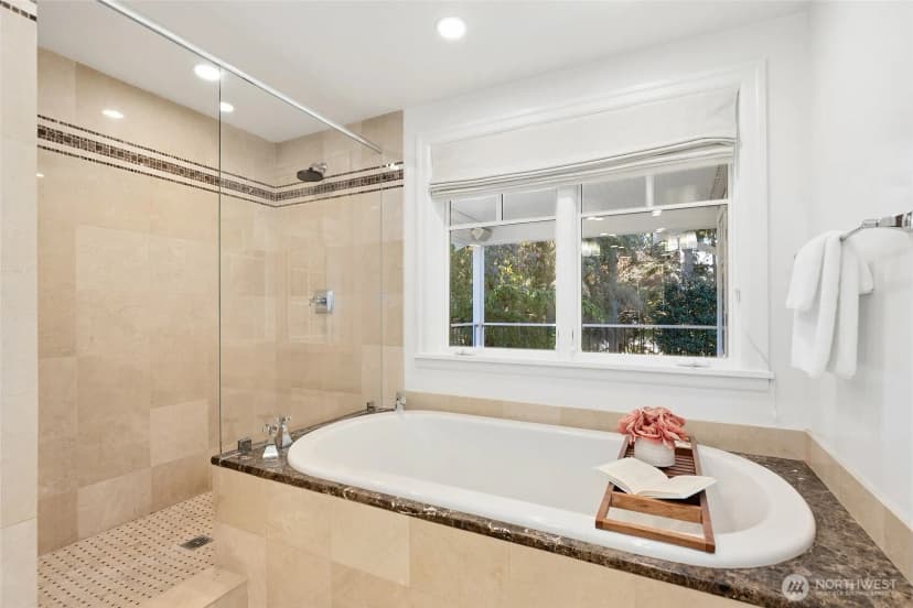 Property photo for 37 Tatoosh Ky, Bellevue photo 24