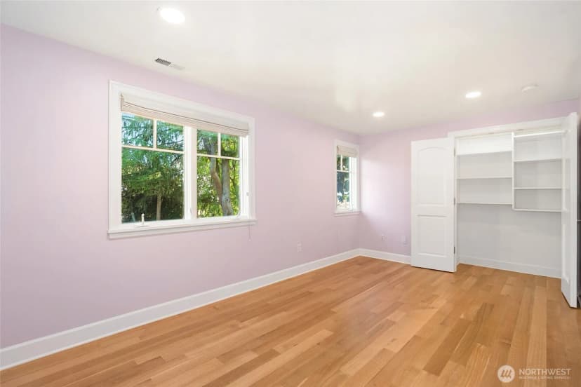 Property photo for 37 Tatoosh Ky, Bellevue photo 27