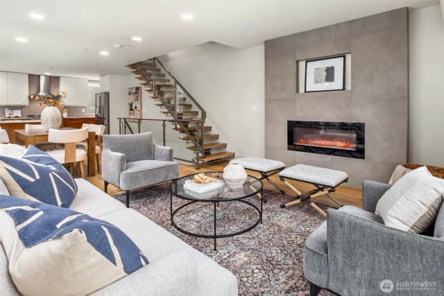 Property photo for 1116 Broadway E #c, Seattle photo 4